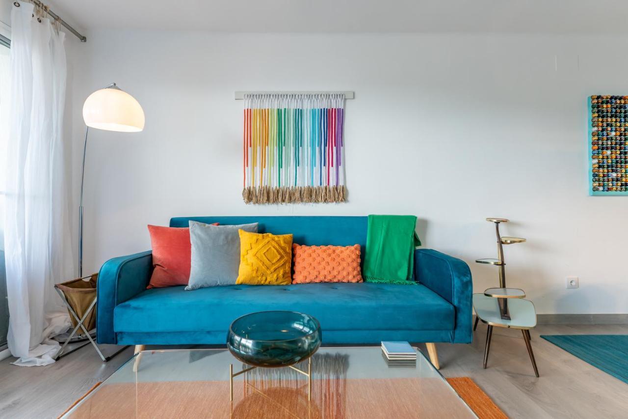 Beach Front Retro Hideaway In Salou Exterior photo